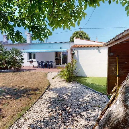 Eden Avec Magnifique Jardin 4*
